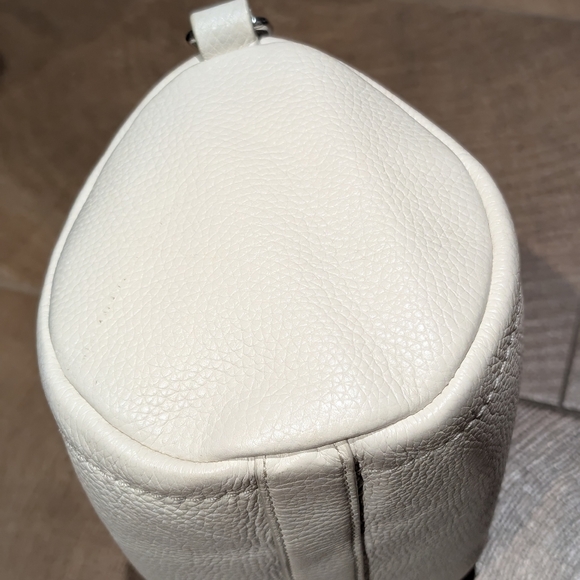 Marc Jacobs The Duffle bag - Picture 9 of 12